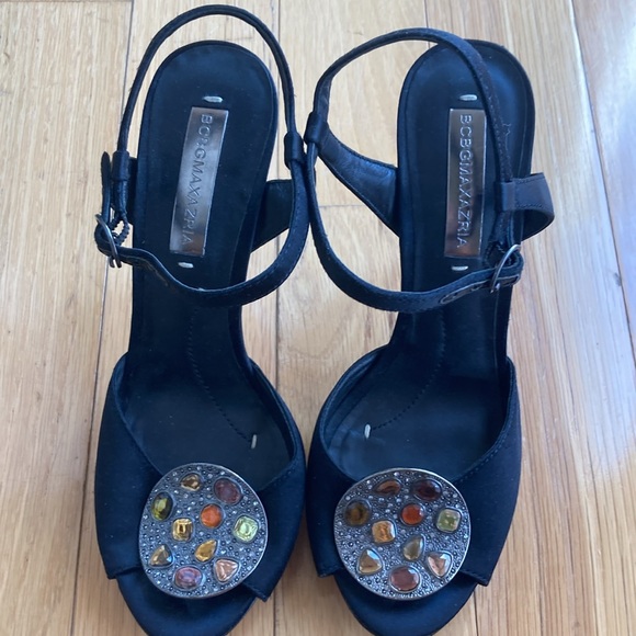BCBGMaxAzria Nastia black stilettos Sz 7.5B - Picture 2 of 3